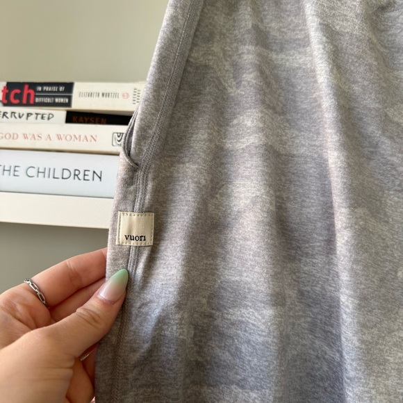 VUORI Dreamknit Performance Jogger Pants Pale Heather Camo - Picture 7 of 8